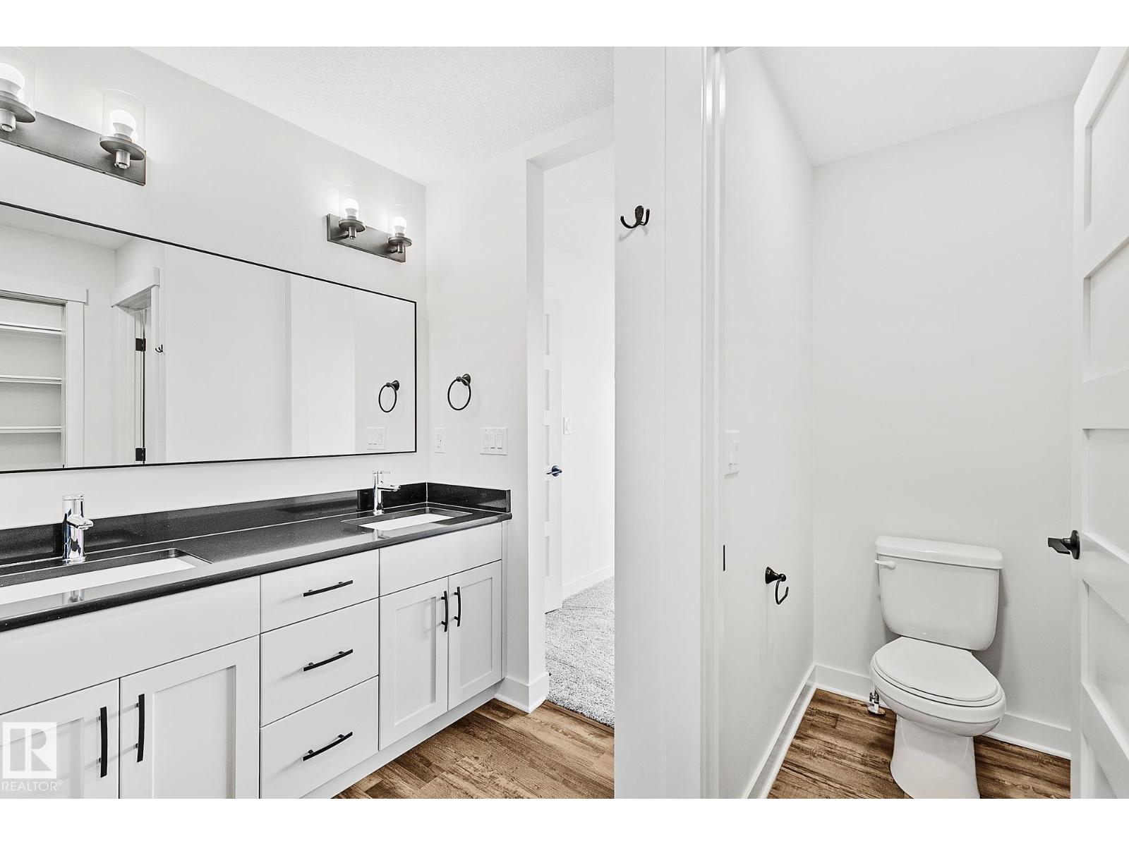 4803 53 Av Property Photo 36