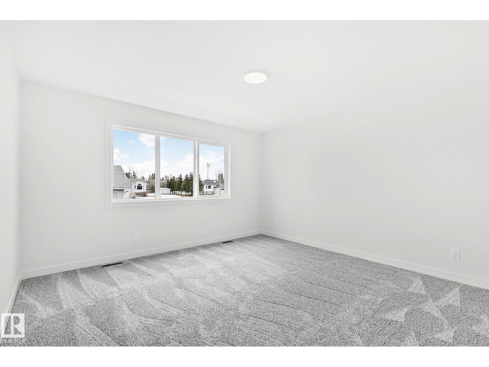 4803 53 Av Property Photo 45