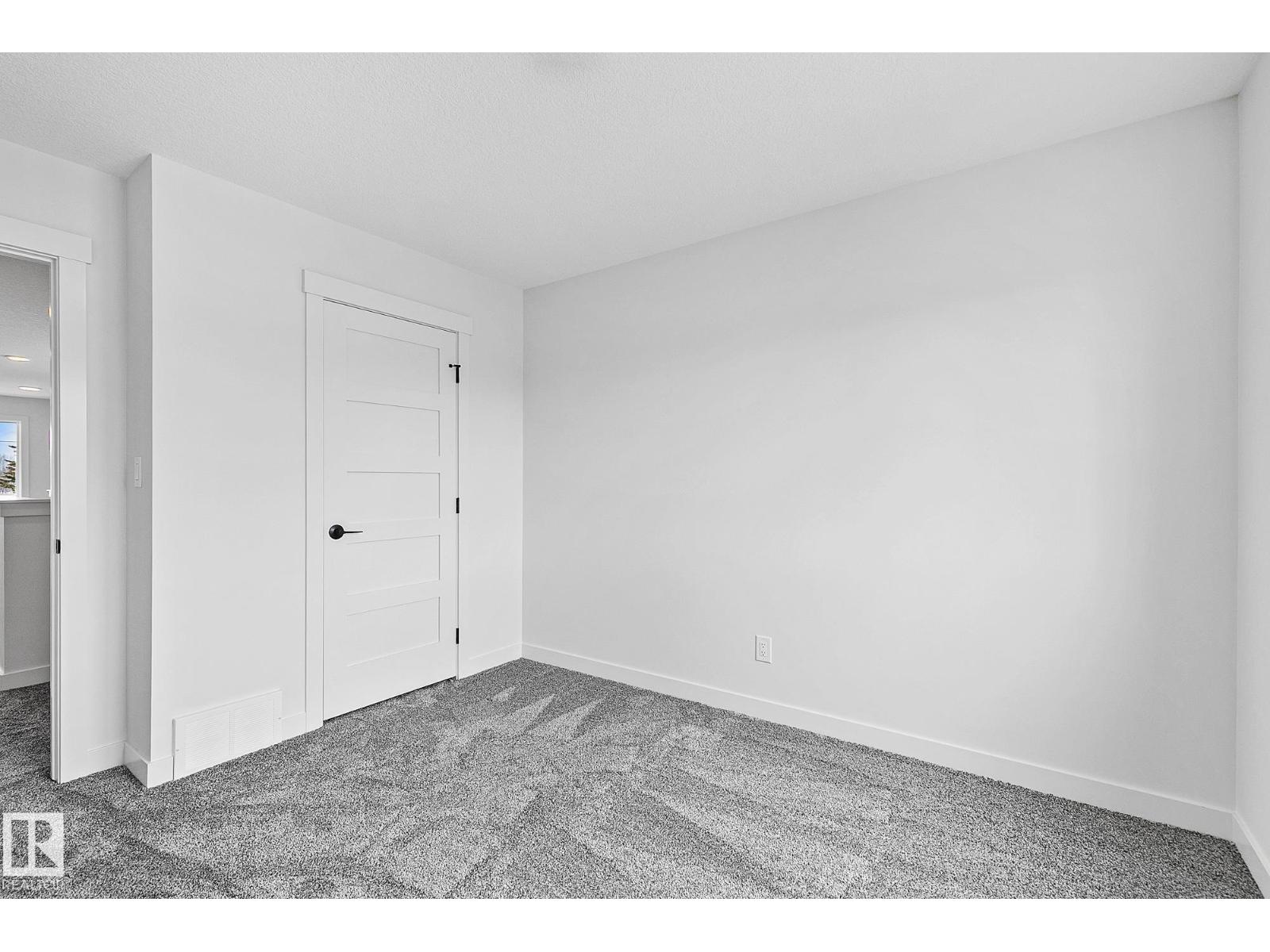 4803 53 Av Property Photo 47