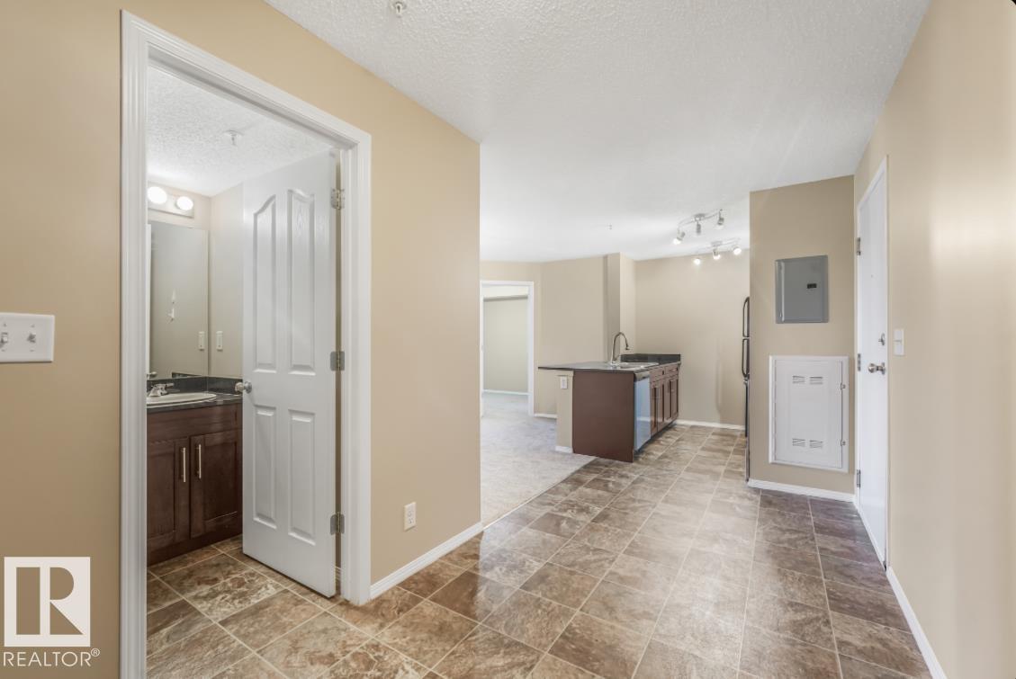#204 534 Watt Bv Sw Property Photo 3