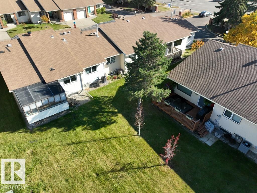 10672 153 Av Nw Property Photo 16