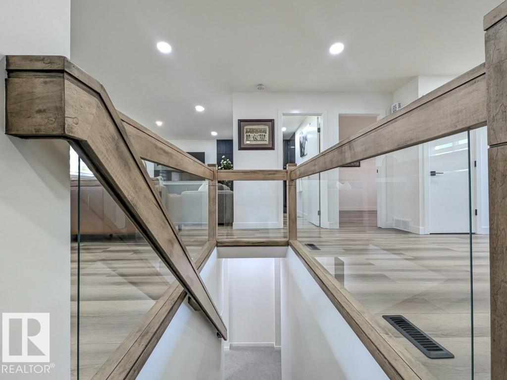10672 153 Av Nw Property Photo 31