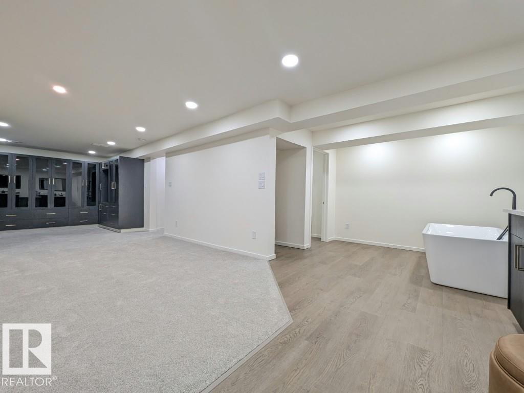 10672 153 Av Nw Property Photo 37