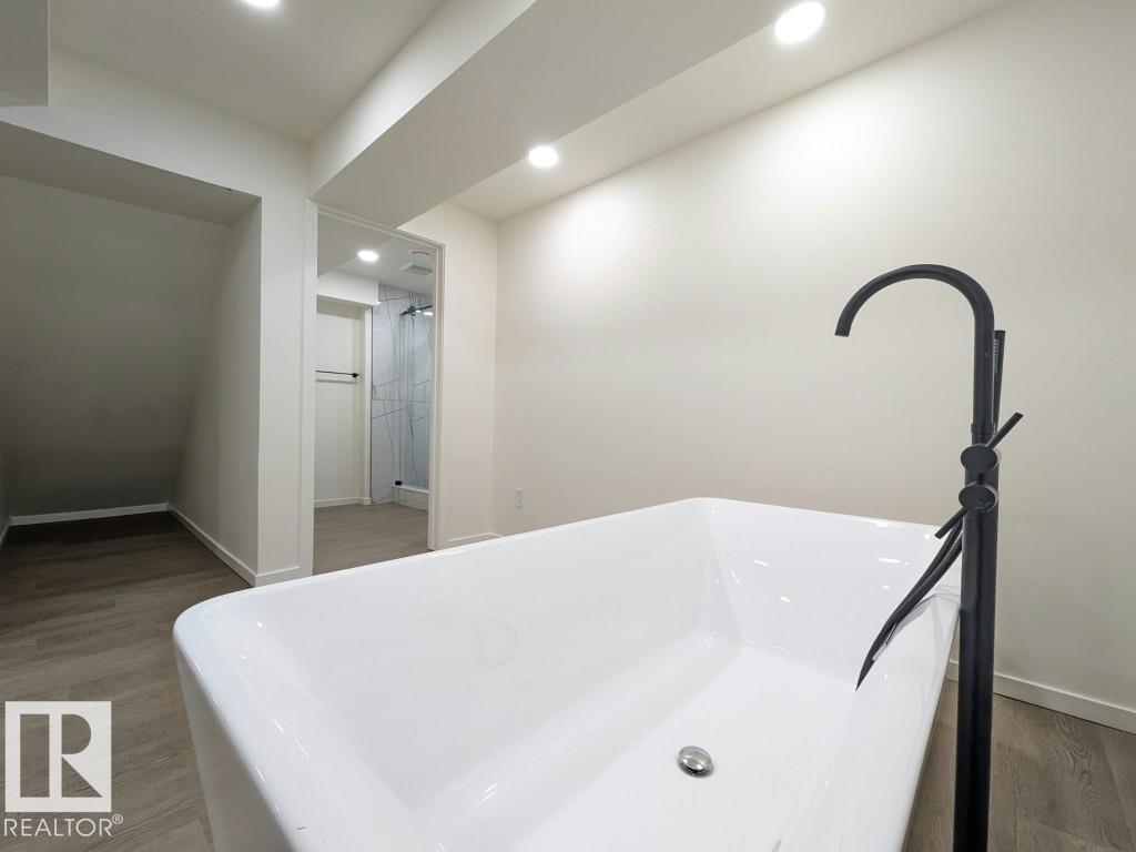 10672 153 Av Nw Property Photo 38