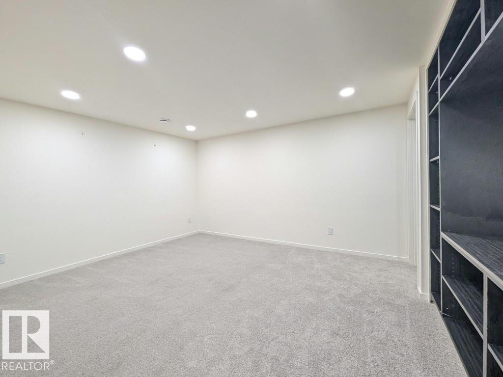 10672 153 Av Nw Property Photo 42