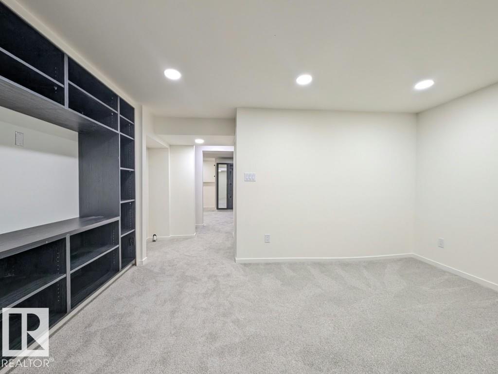10672 153 Av Nw Property Photo 44