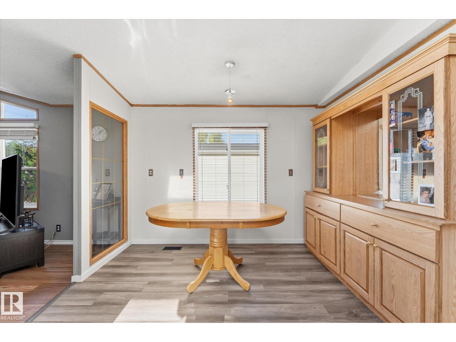 #688 53222 Range Road 272 Property Photo 13