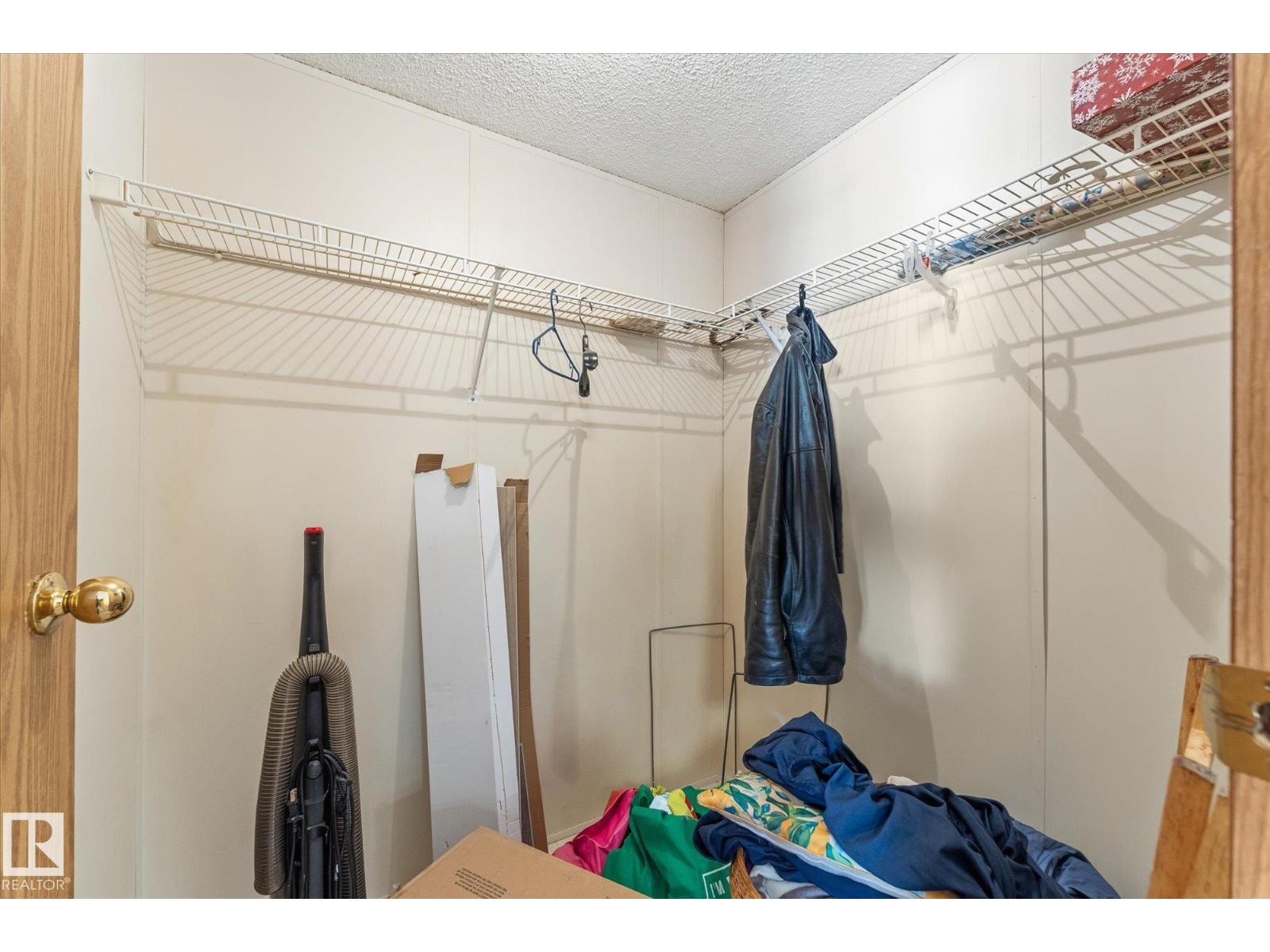 #688 53222 Range Road 272 Property Photo 18
