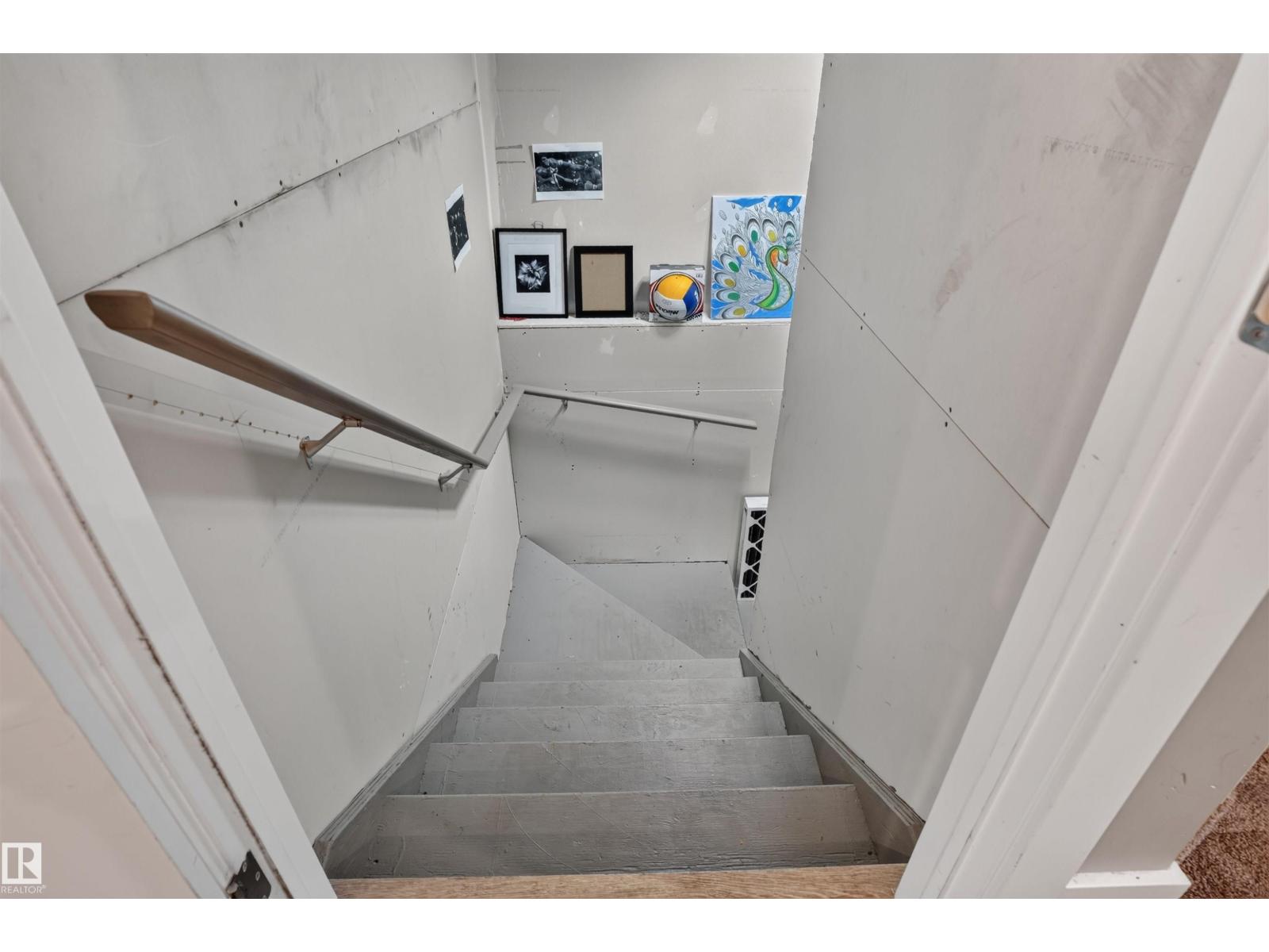 548 35 Street Sw Sw Property Photo 27