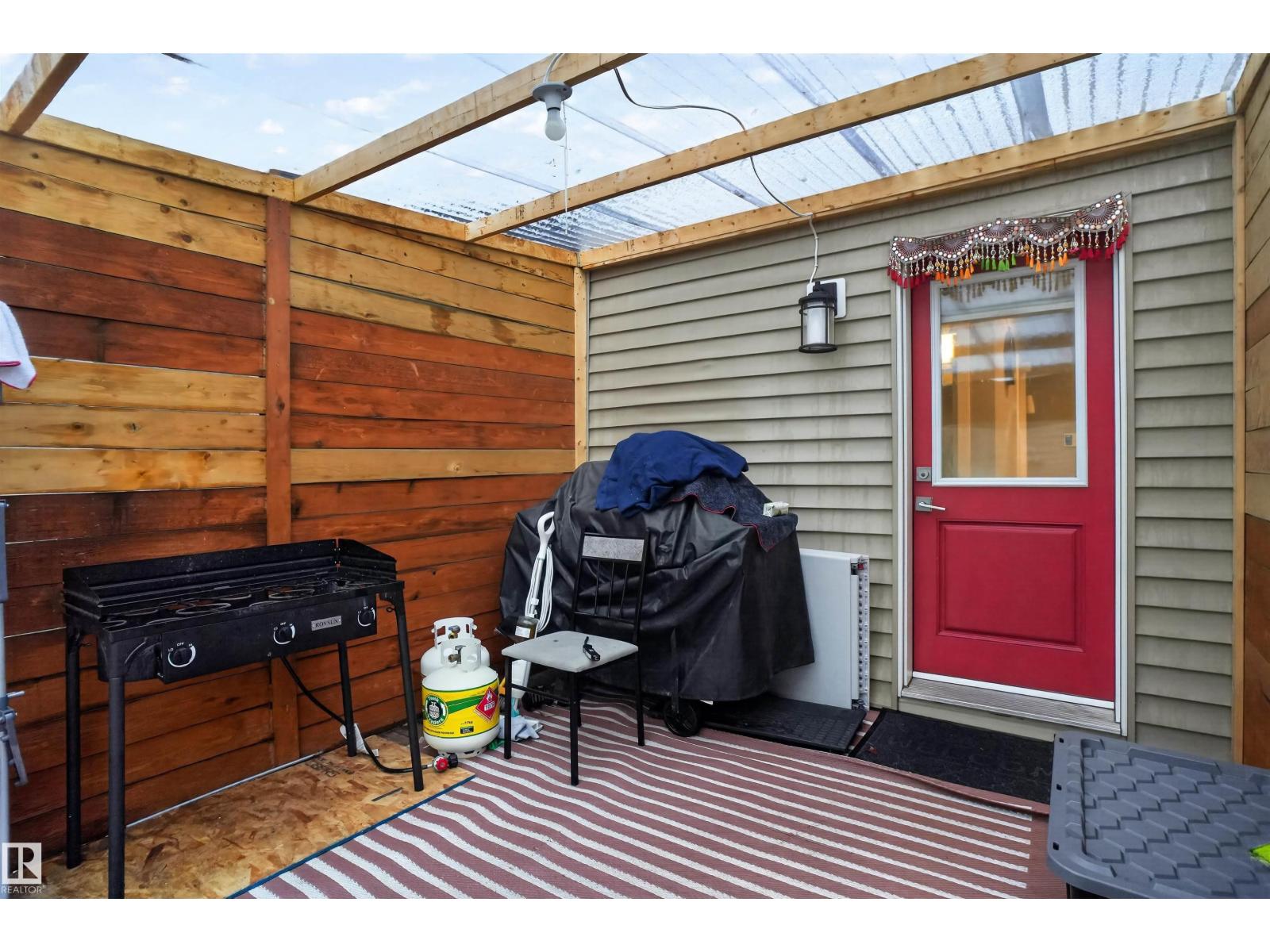 548 35 Street Sw Sw Property Photo 36