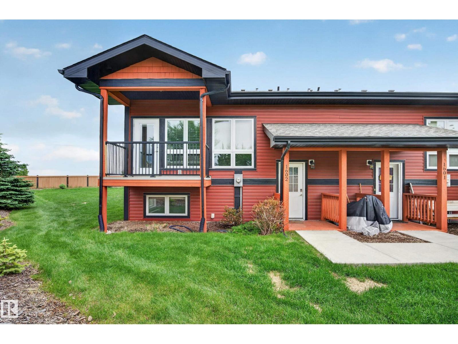 1602 Graybriar Gr Property Photo 2