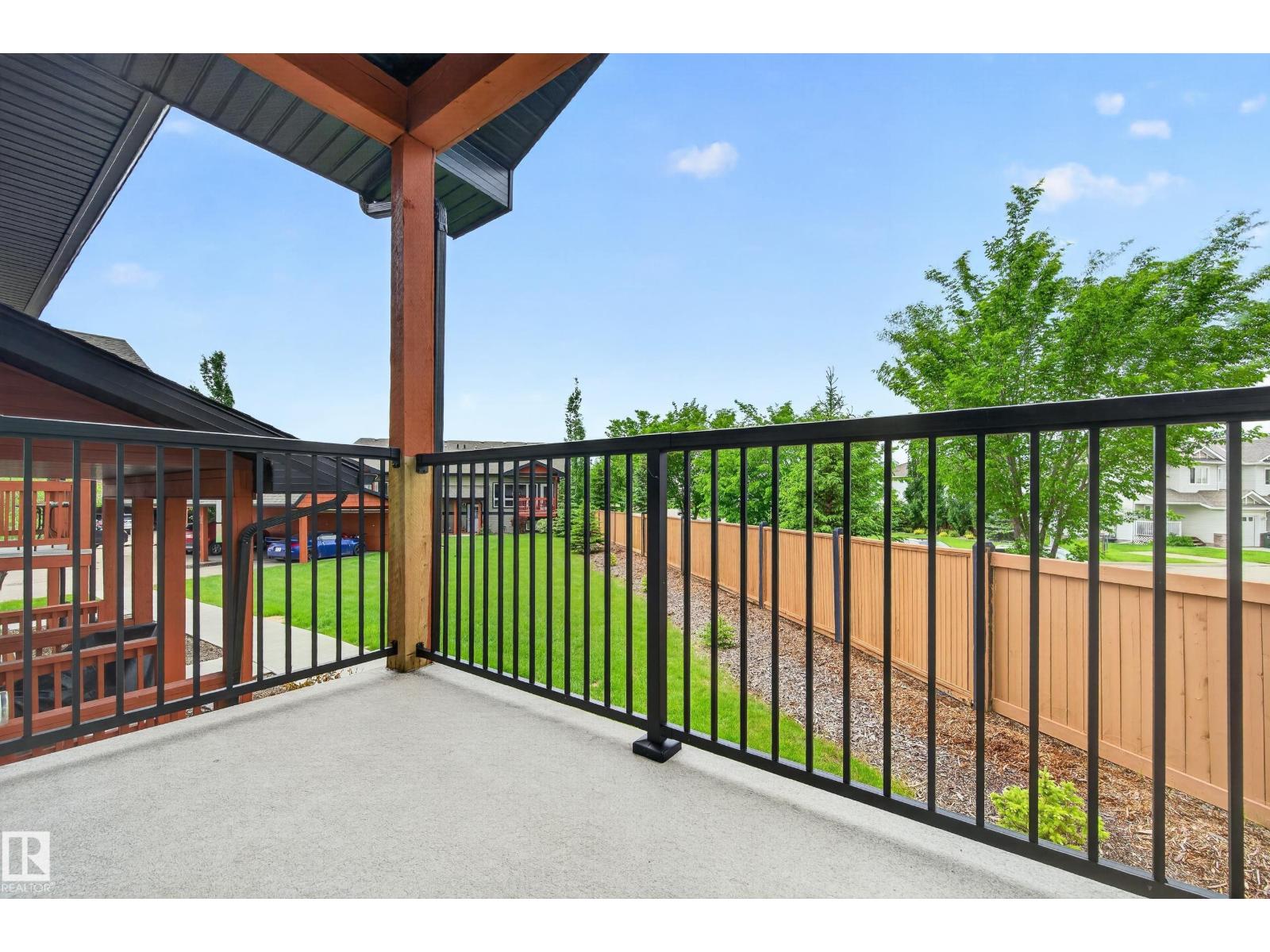 1602 Graybriar Gr Property Photo 3