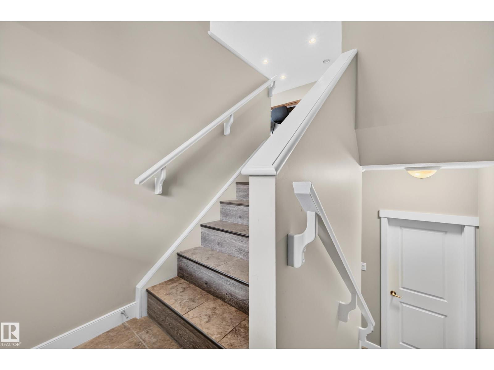 1602 Graybriar Gr Property Photo 5