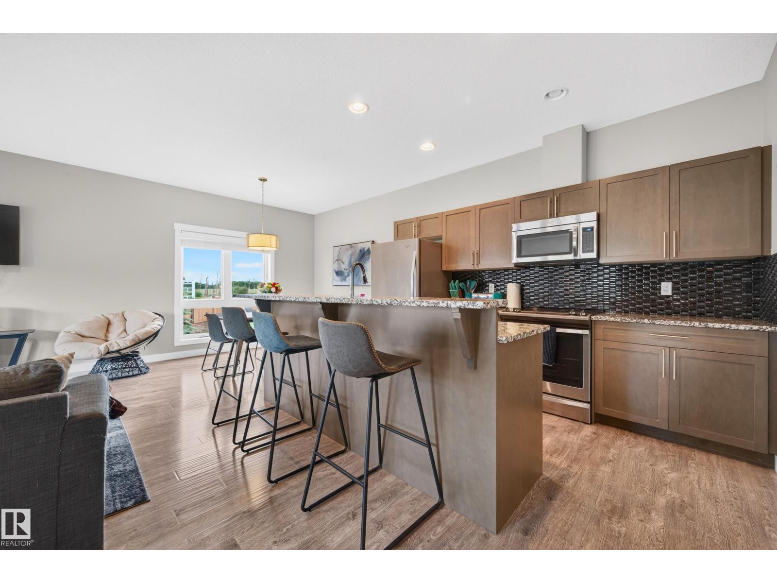 1602 Graybriar Gr Property Photo 6
