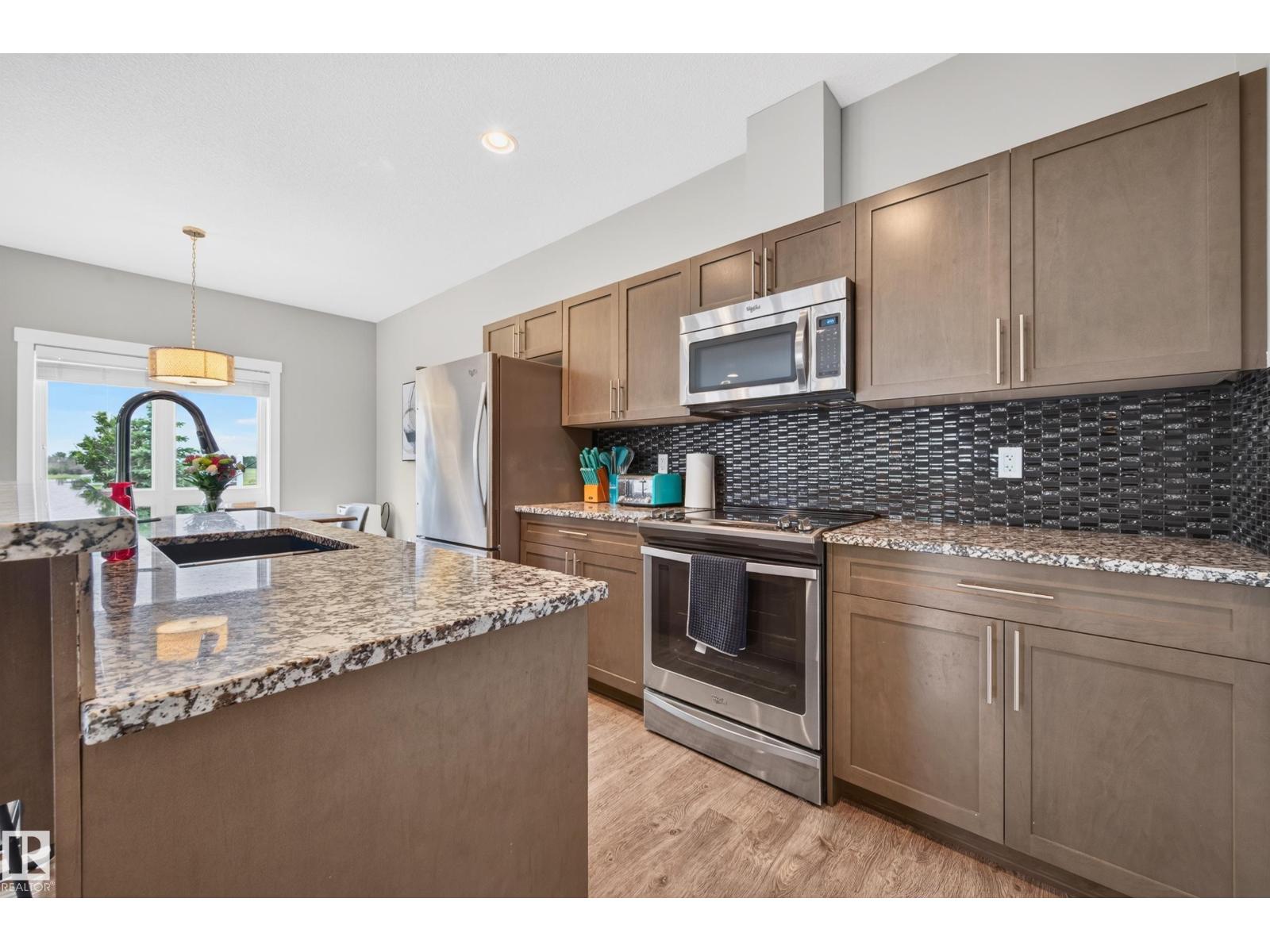 1602 Graybriar Gr Property Photo 7