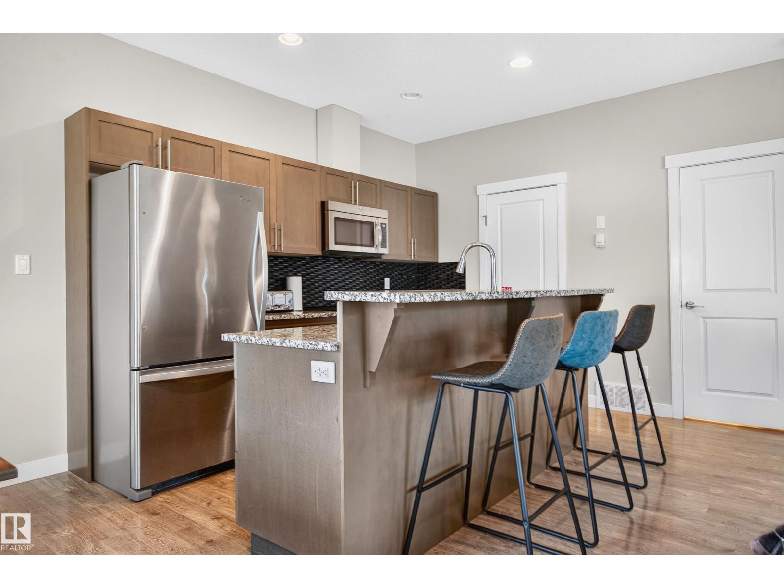 1602 Graybriar Gr Property Photo 12