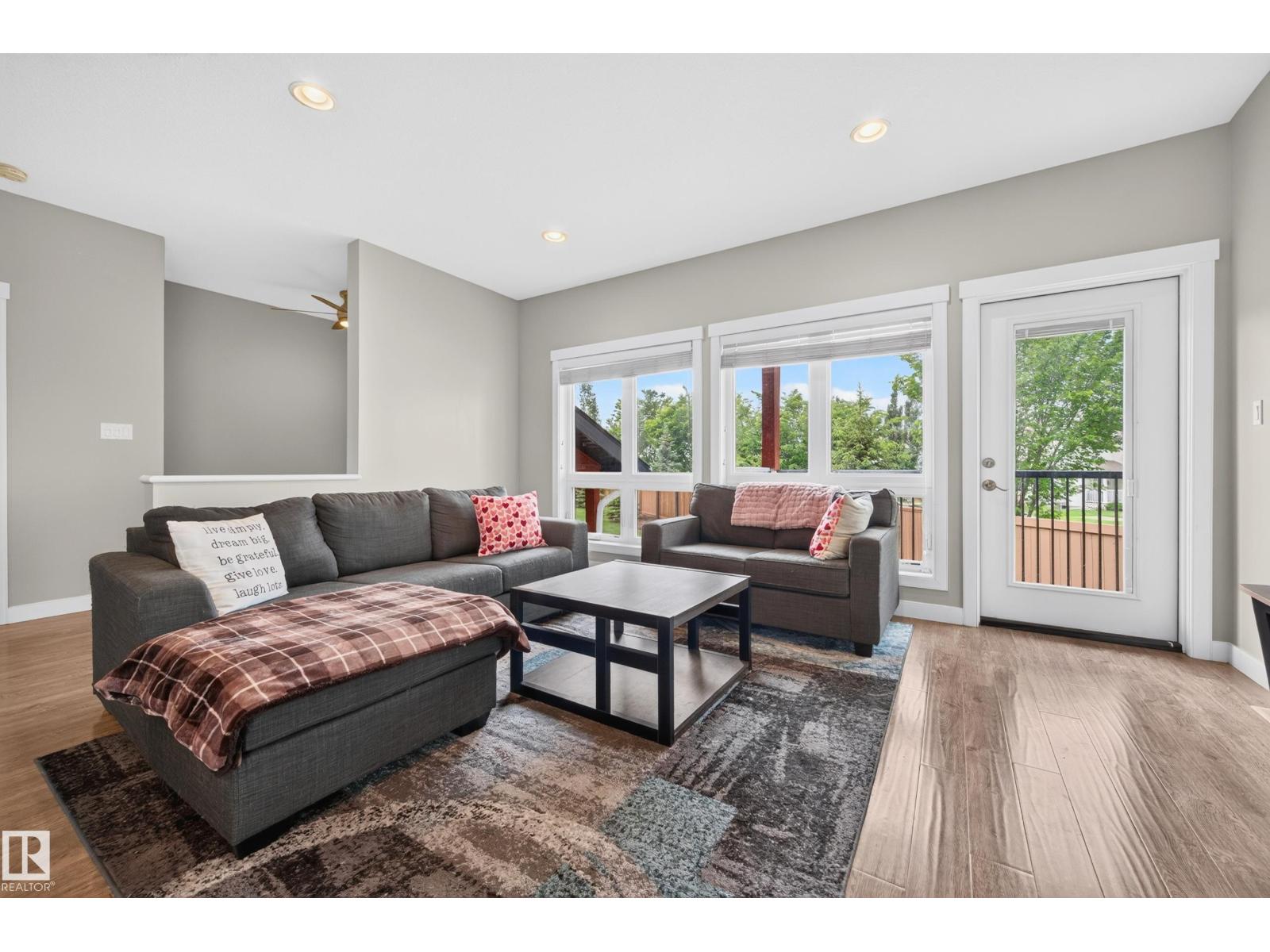 1602 Graybriar Gr Property Photo 16