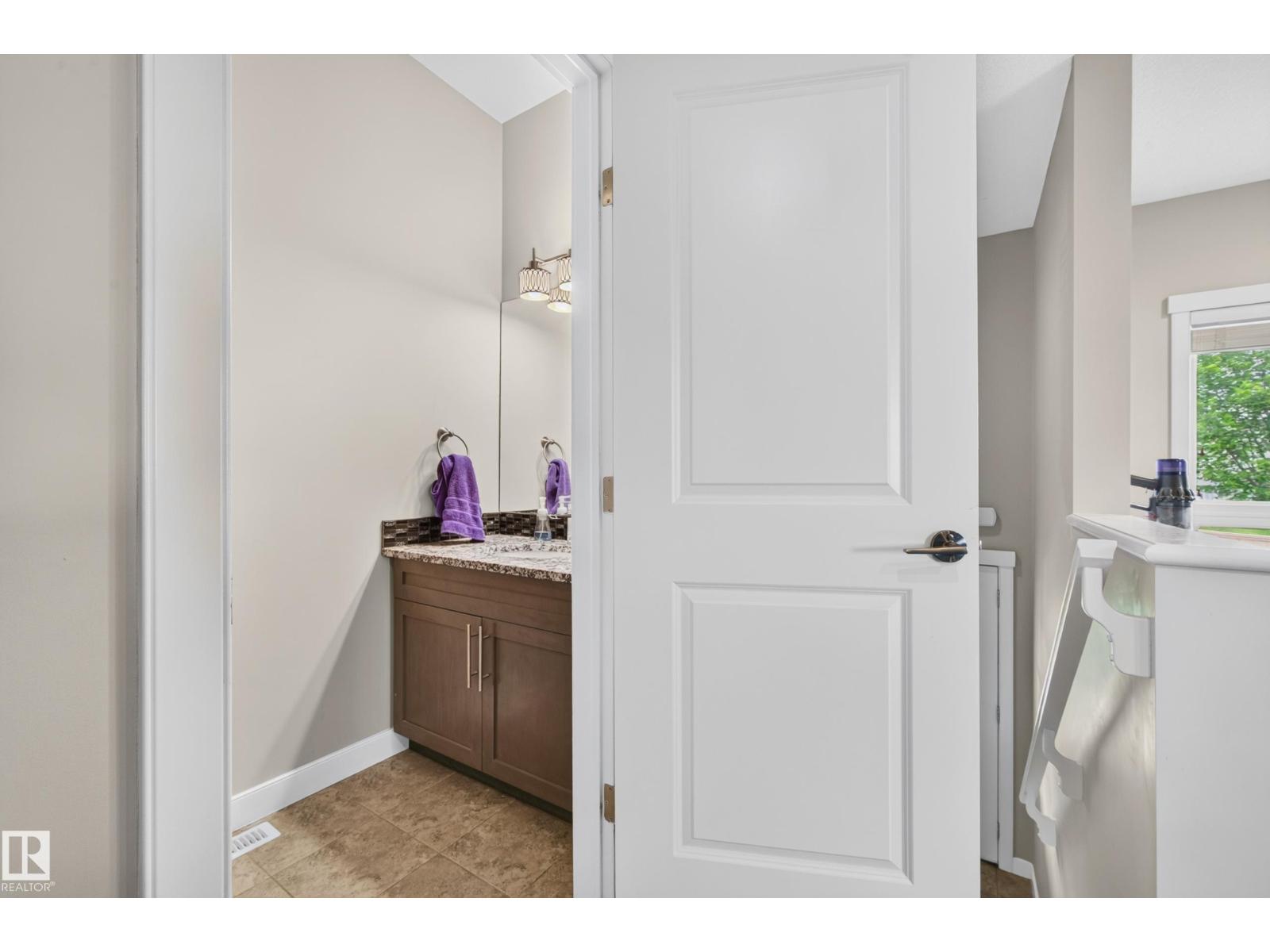 1602 Graybriar Gr Property Photo 21