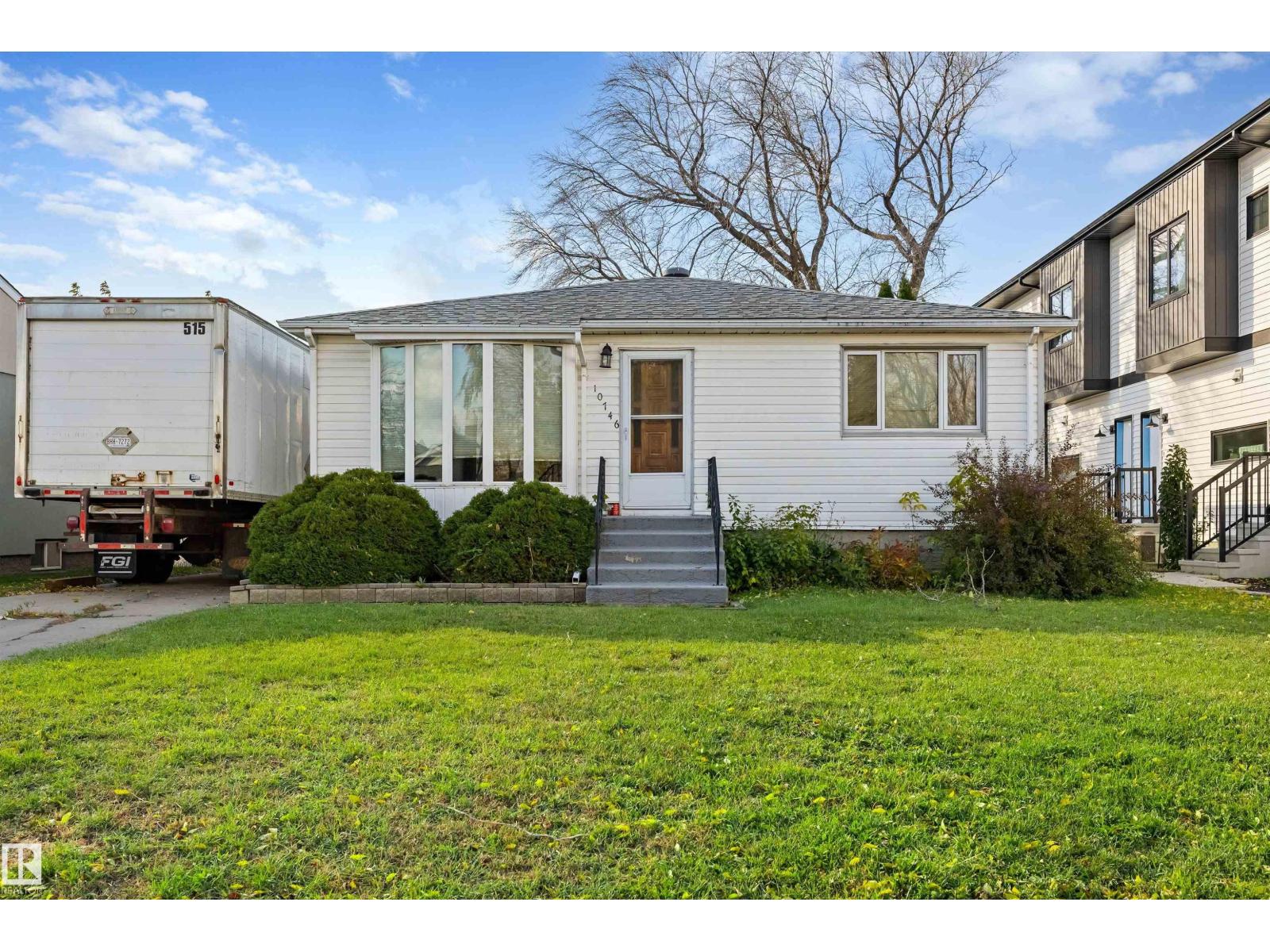 10746 151 ST NW Property Photo 1
