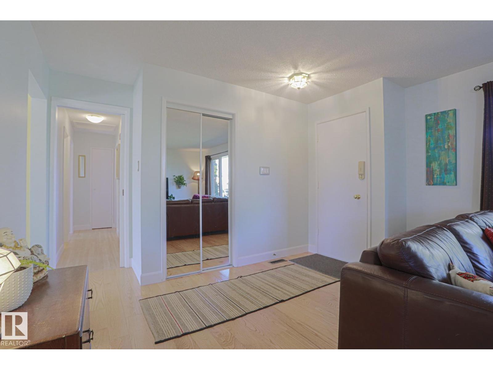 14235 53 St Nw Property Photo 2