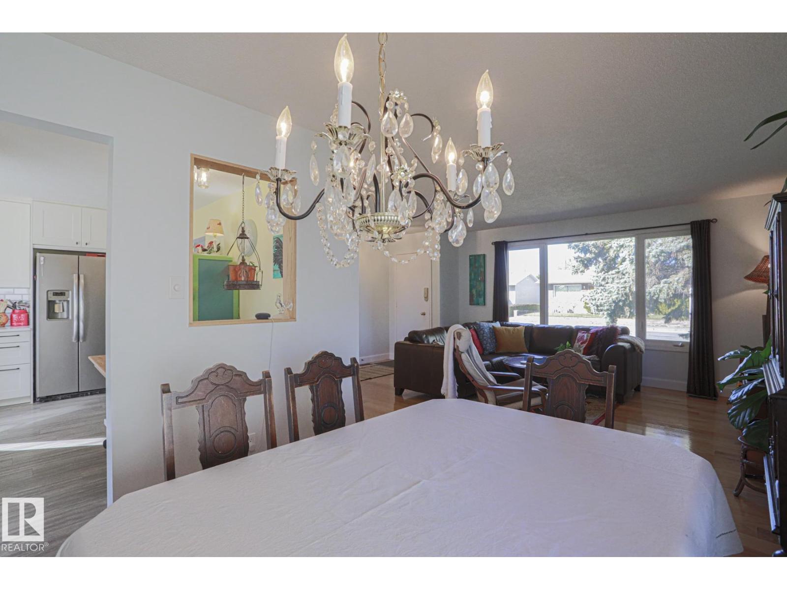 14235 53 St Nw Property Photo 9