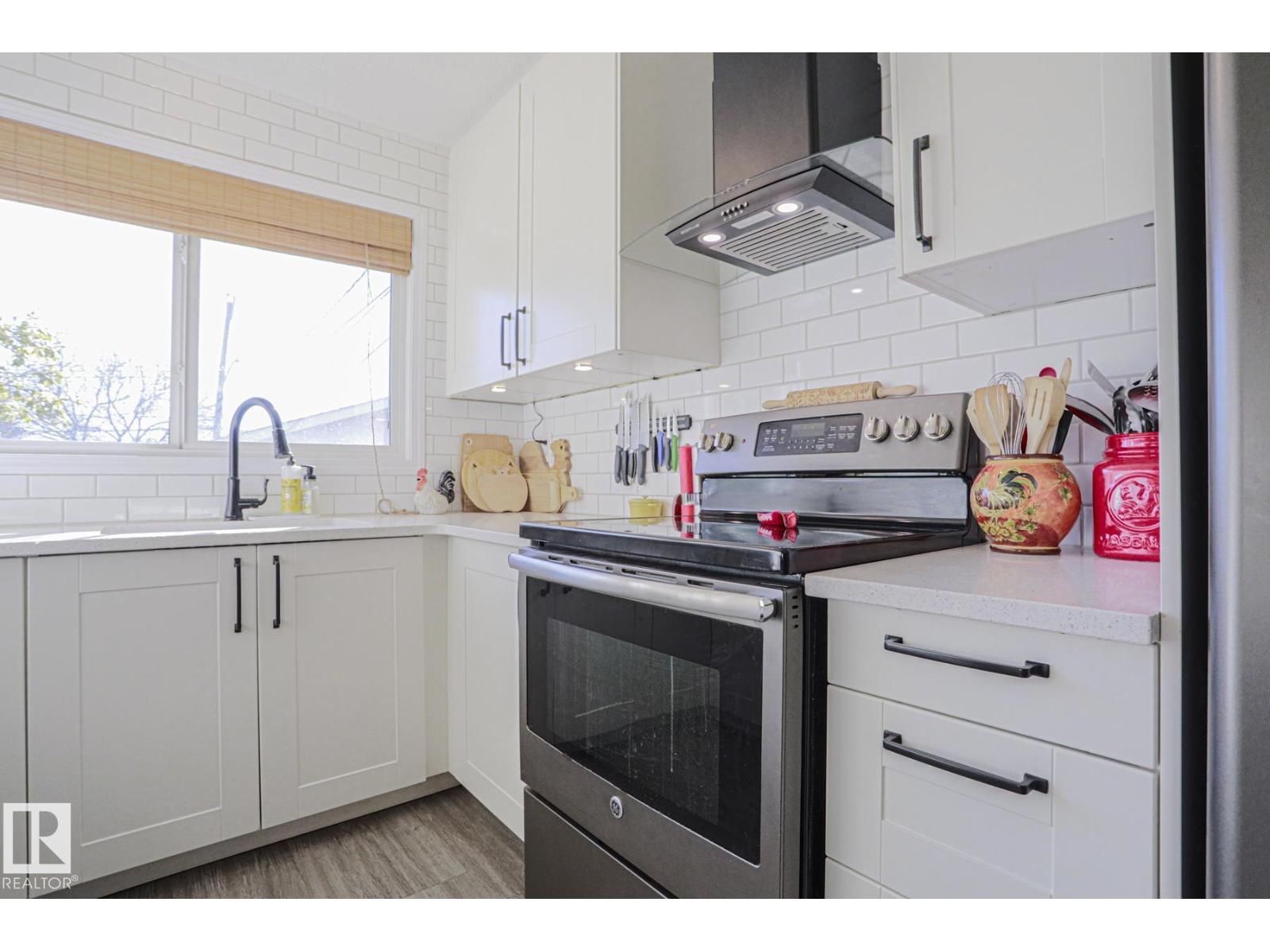 14235 53 St Nw Property Photo 14