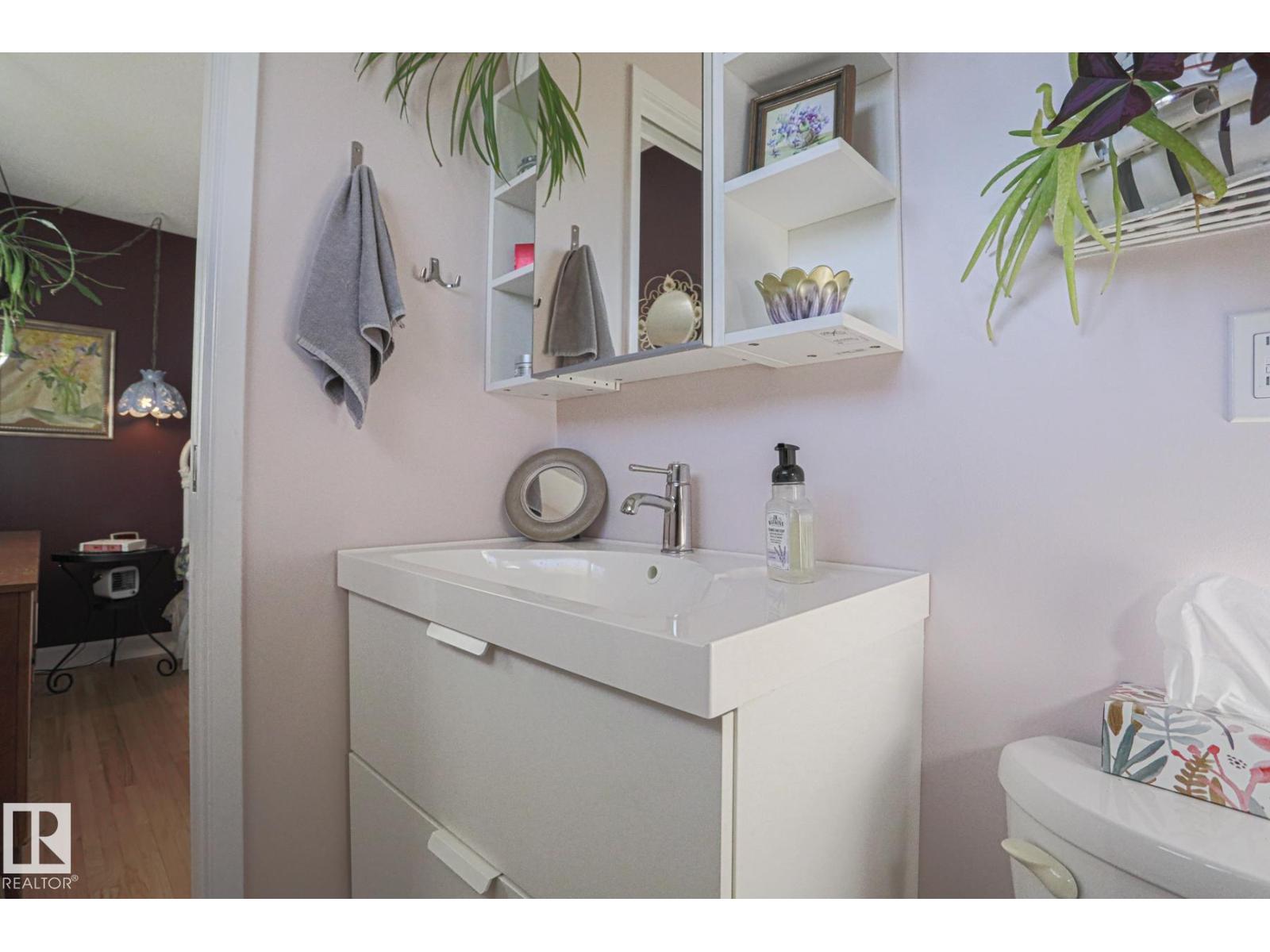 14235 53 St Nw Property Photo 23