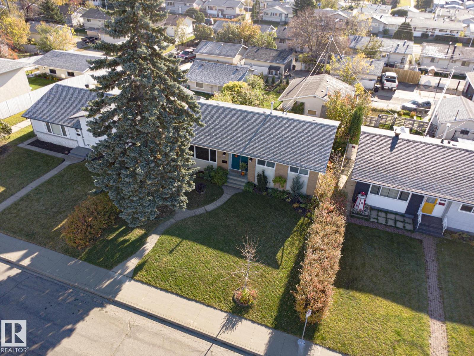 14235 53 St Nw Property Photo 45