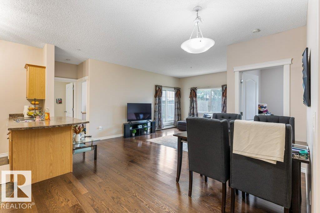 #135 16807 100 Av Nw Property Photo 4
