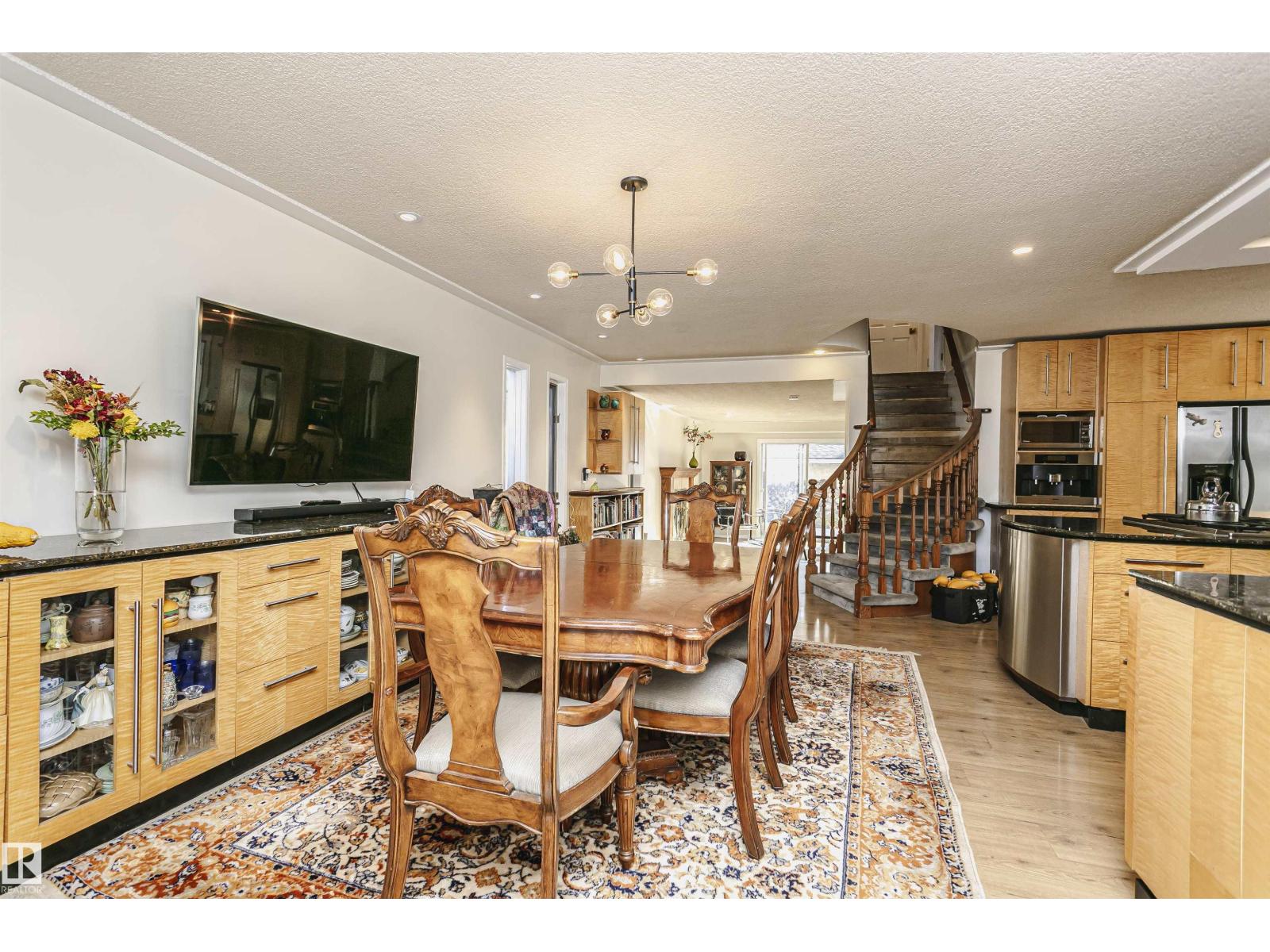 10839 80 Avenue Nw Property Photo 5