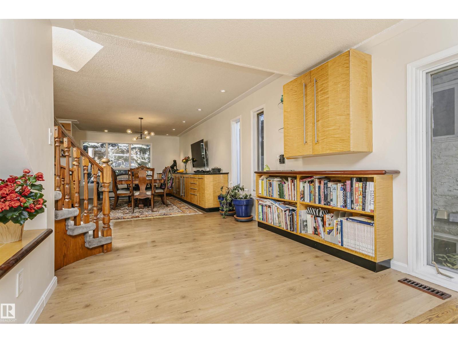 10839 80 Avenue Nw Property Photo 20