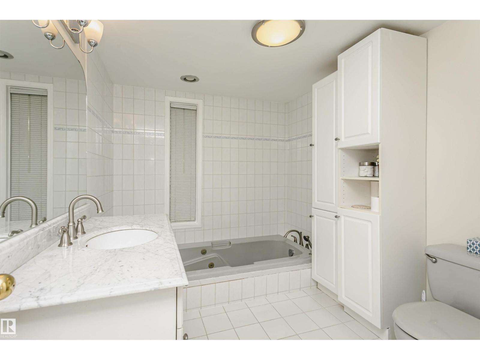 10839 80 Avenue Nw Property Photo 29