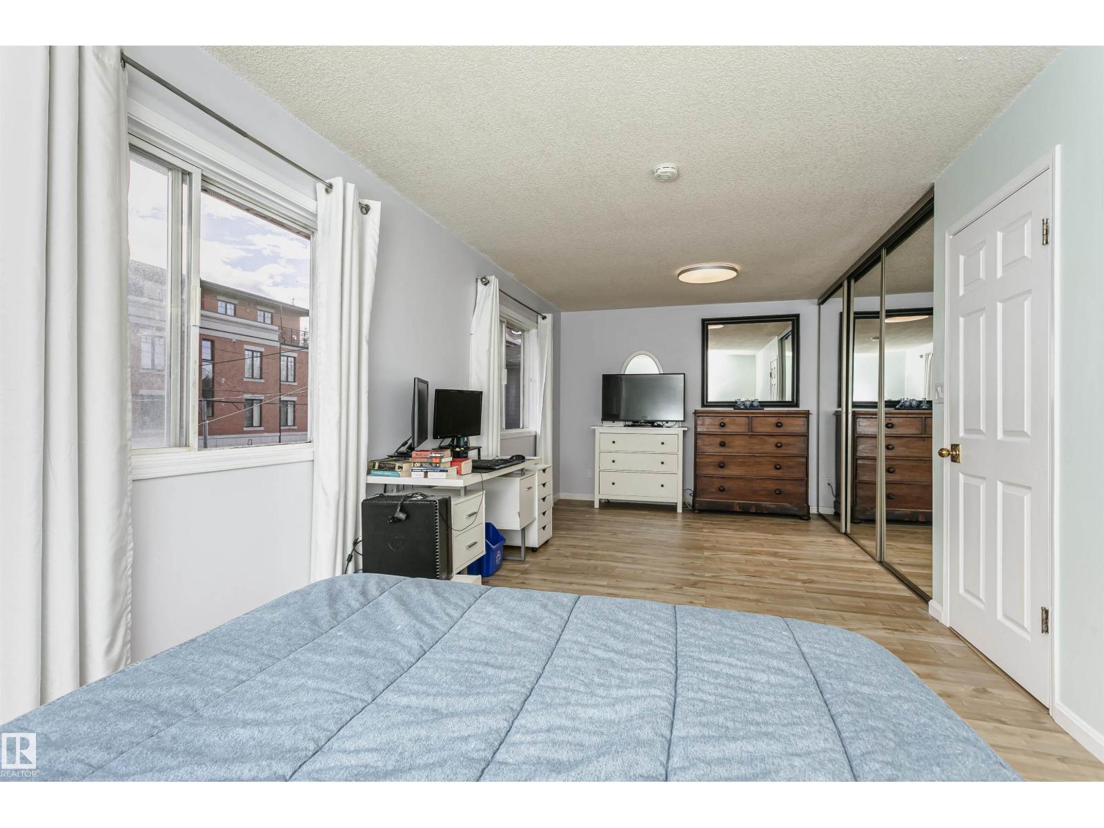 10839 80 Avenue Nw Property Photo 36