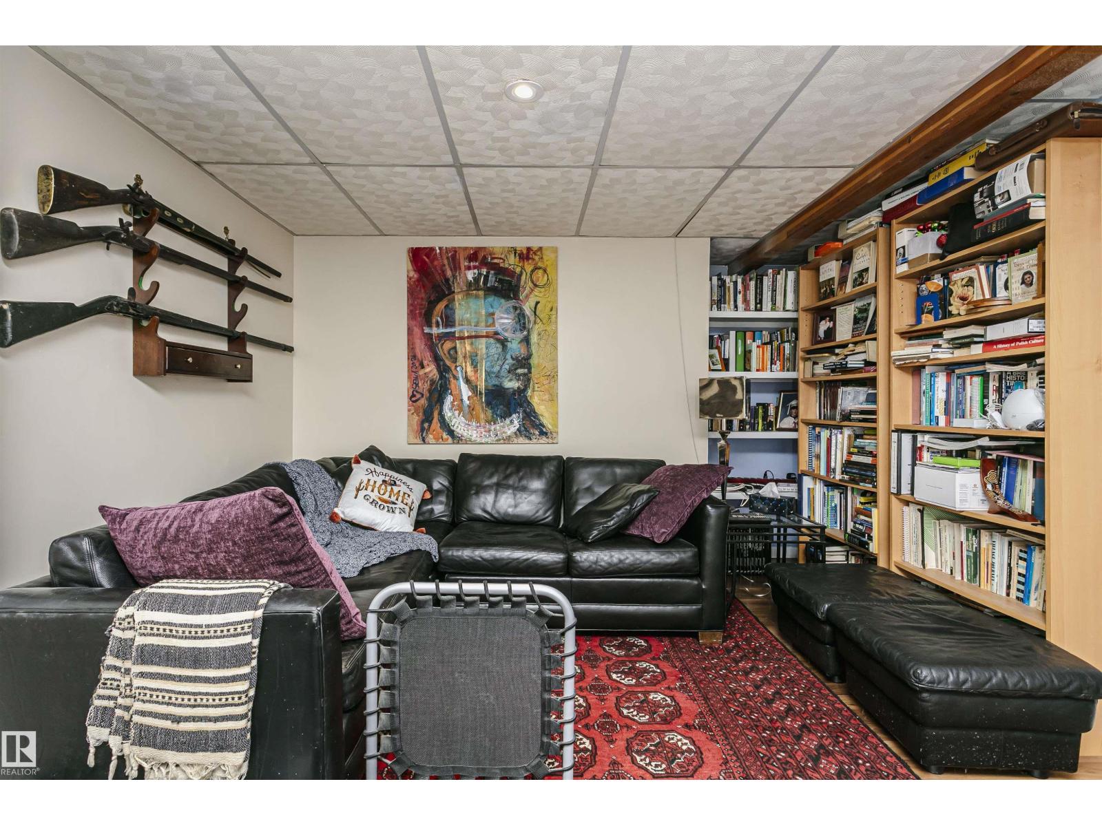10839 80 Avenue Nw Property Photo 43