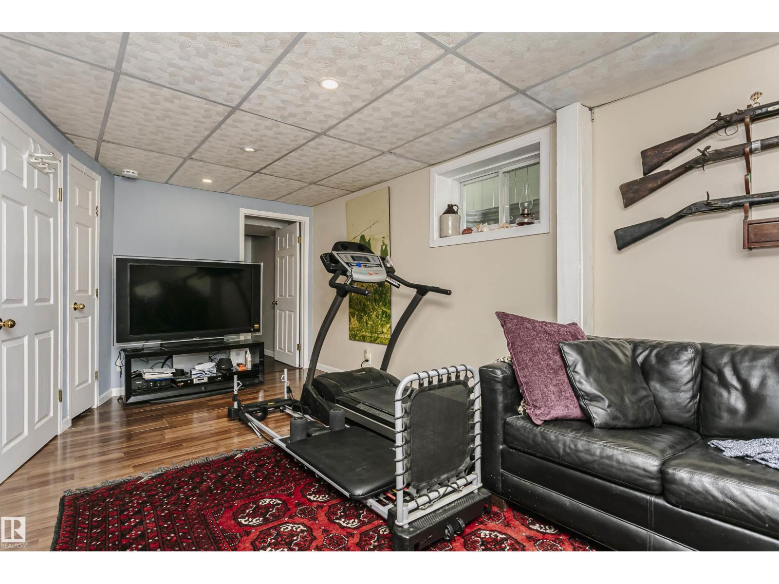 10839 80 Avenue Nw Property Photo 44