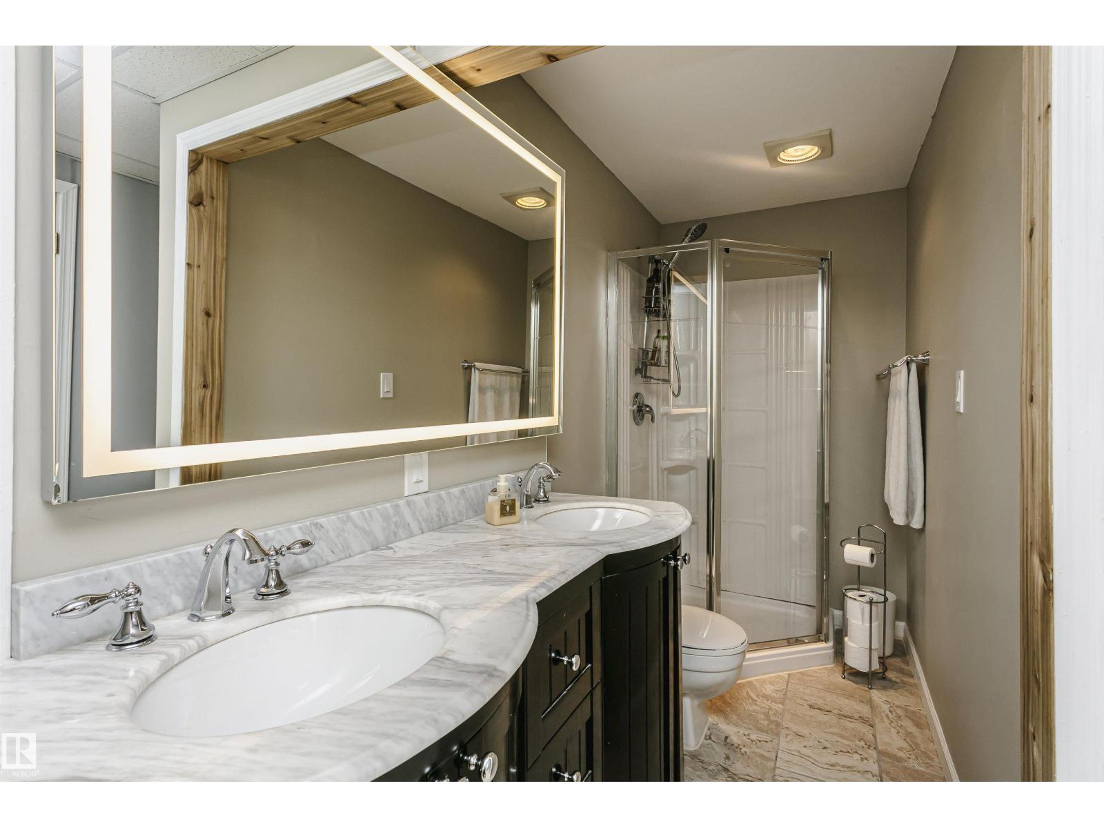 10839 80 Avenue Nw Property Photo 51