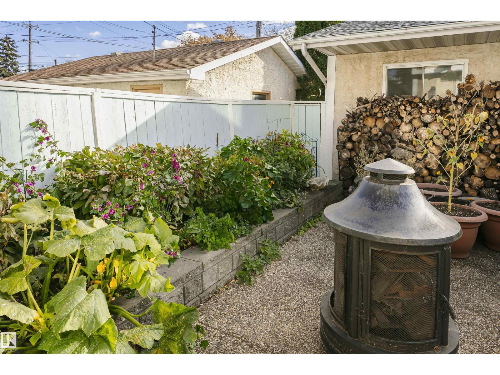 10839 80 Avenue Nw Property Photo 62