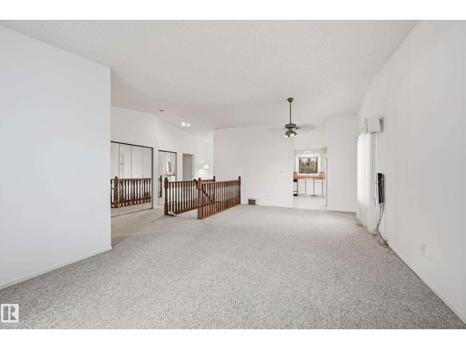 #19 10 Grange Dr Property Photo 10