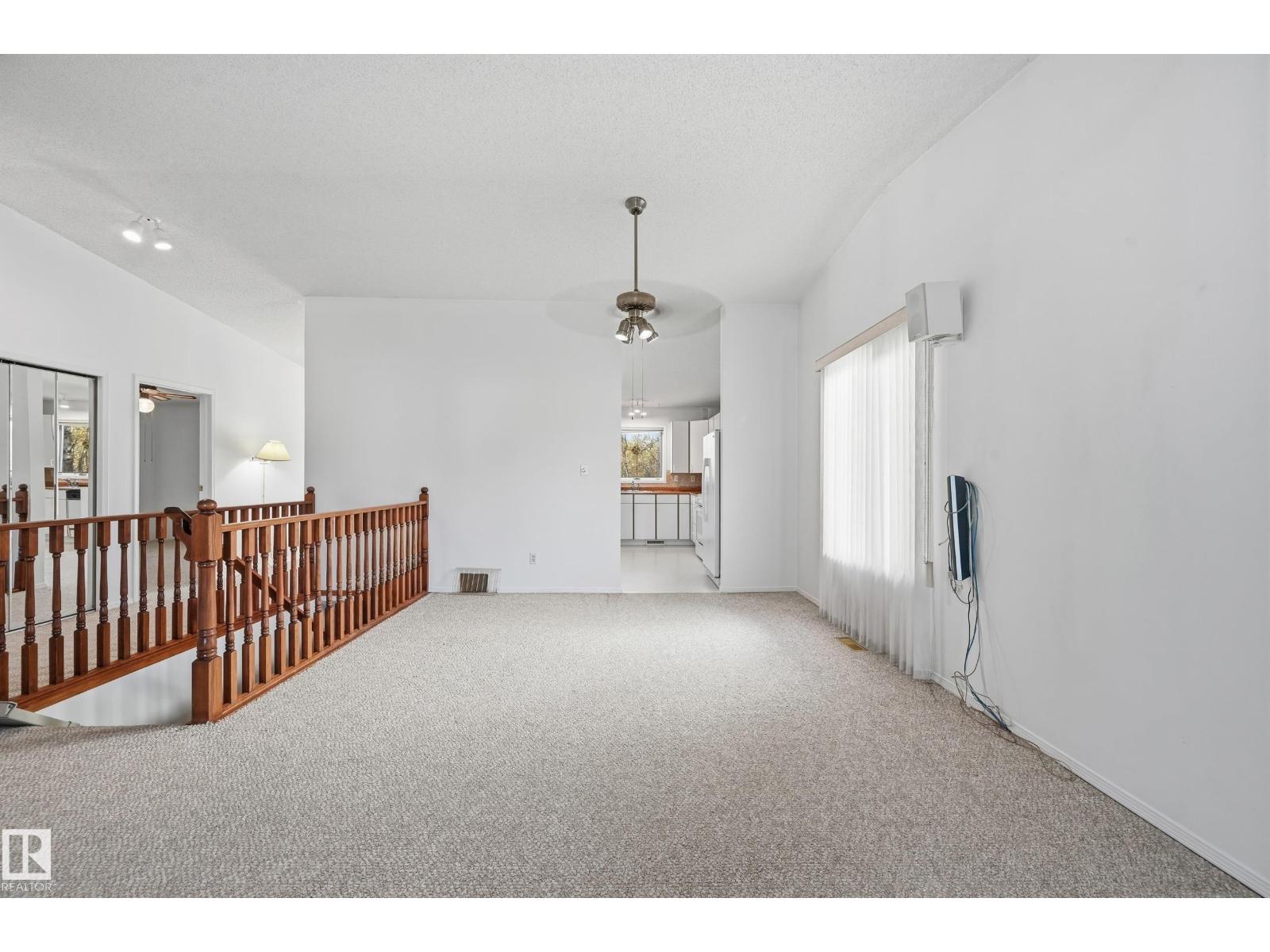 #19 10 Grange Dr Property Photo 12