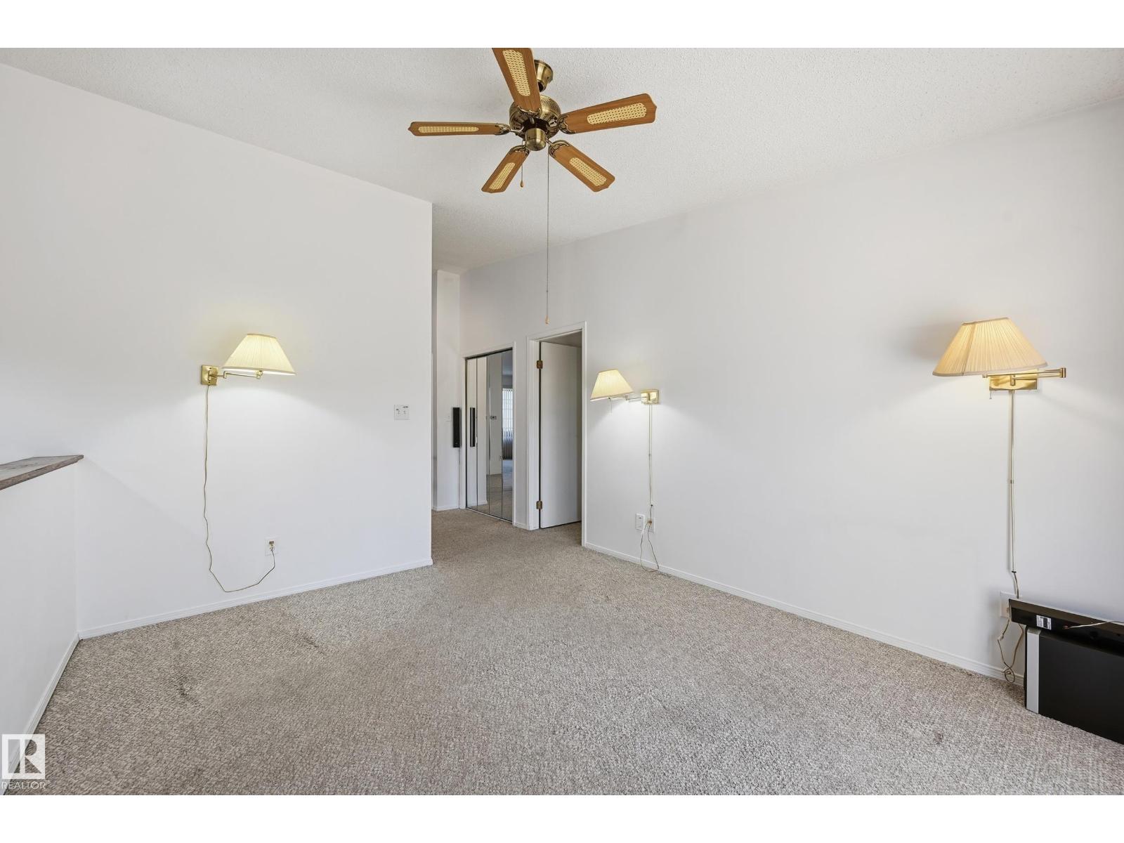 #19 10 Grange Dr Property Photo 20