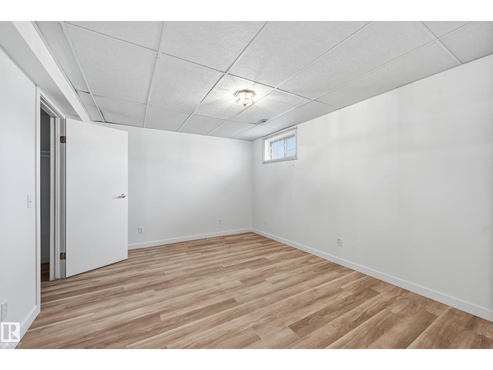 #19 10 Grange Dr Property Photo 41