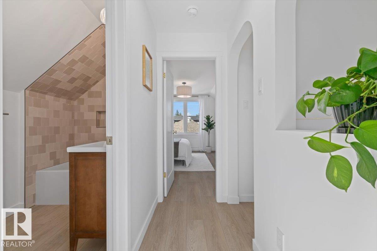 8671 76 St Nw Property Photo 23