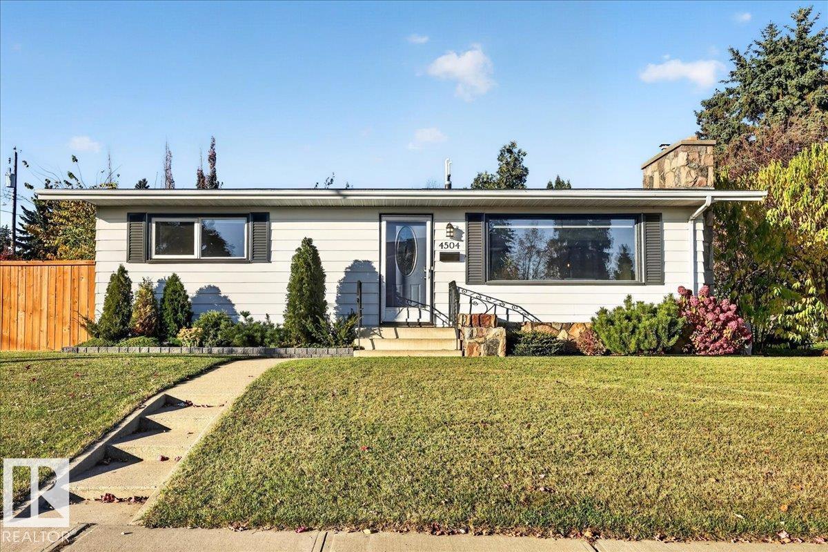 4504 105a Av Nw Property Photo 1