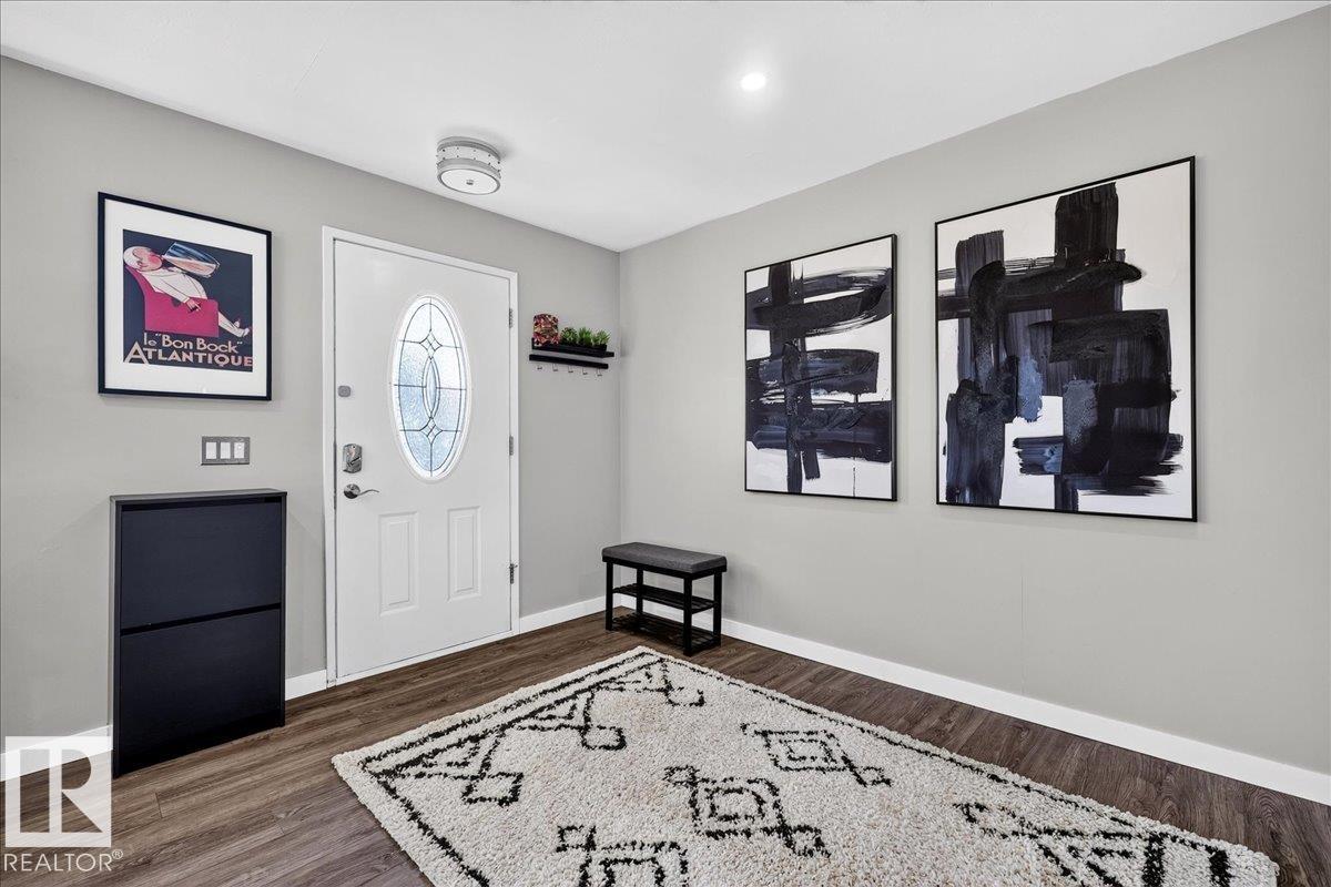4504 105a Av Nw Property Photo 2