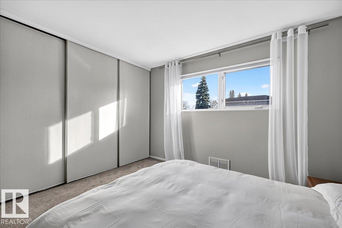 4504 105a Av Nw Property Photo 24