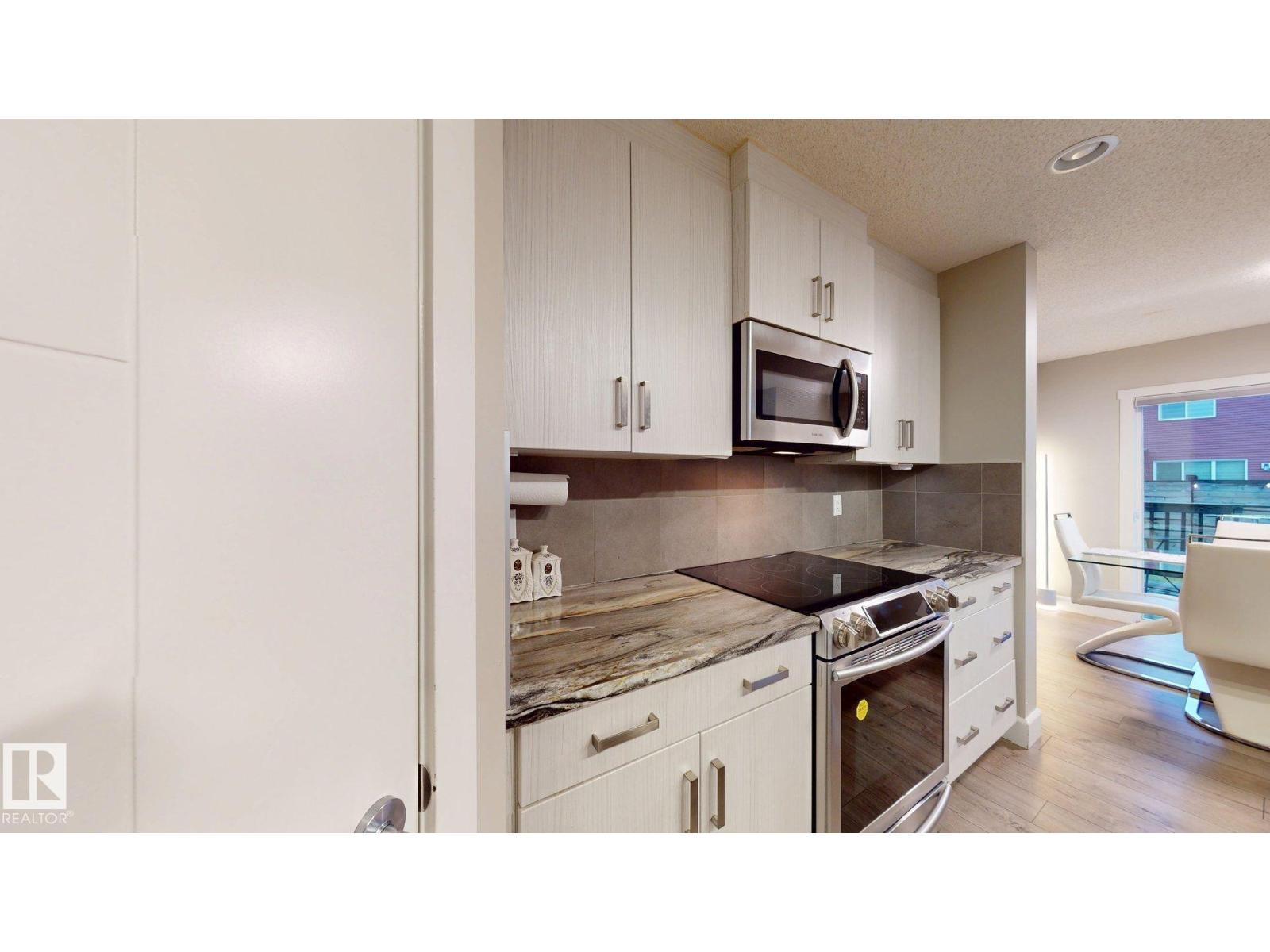 713 40 St Sw Property Photo 10