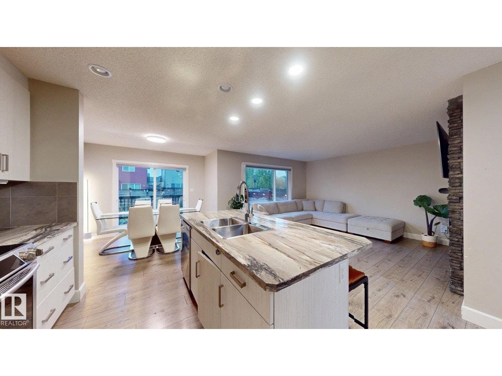 713 40 St Sw Property Photo 11