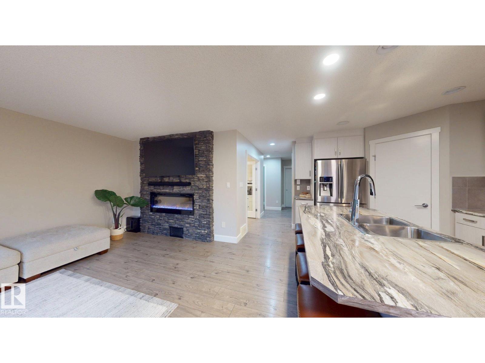 713 40 St Sw Property Photo 16