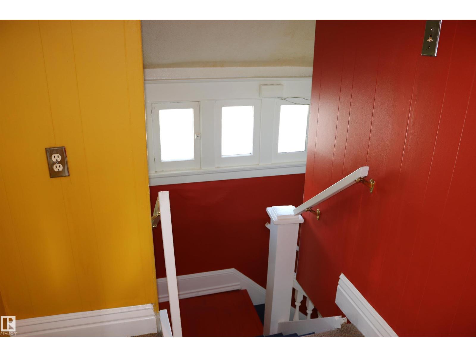 11624 82 St Nw Property Photo 27
