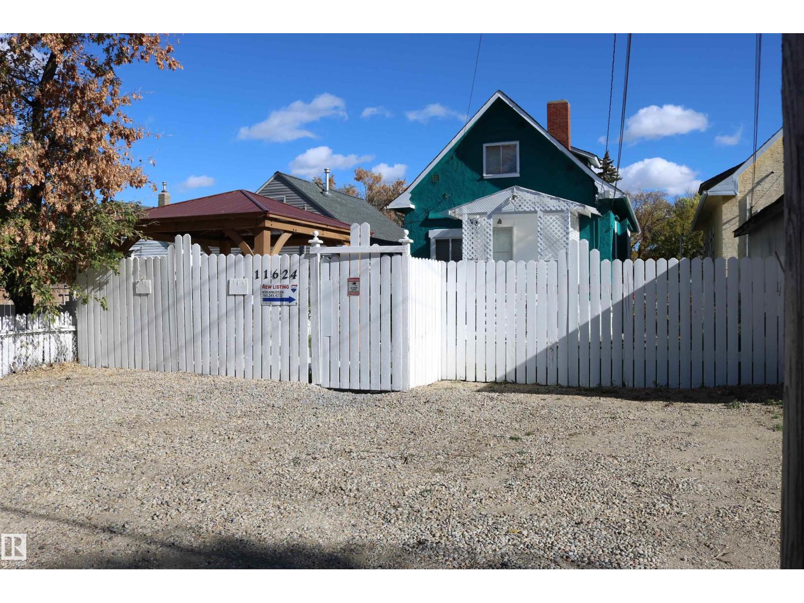 11624 82 St Nw Property Photo 31